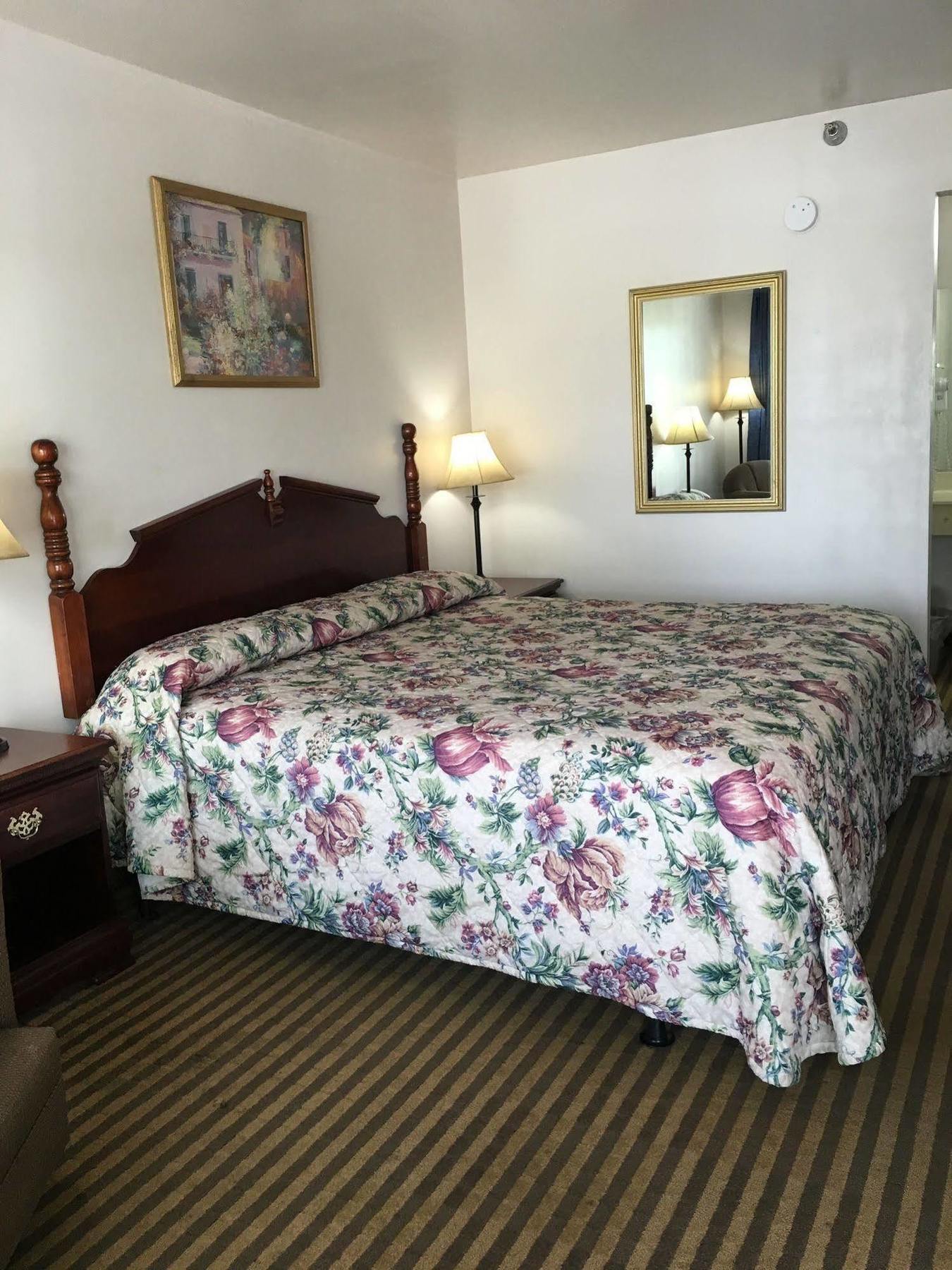 Quality Inn Pulaski Exterior foto
